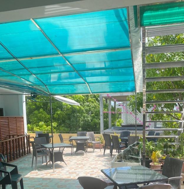 Guraidhoo Palm Inn Bagian luar foto